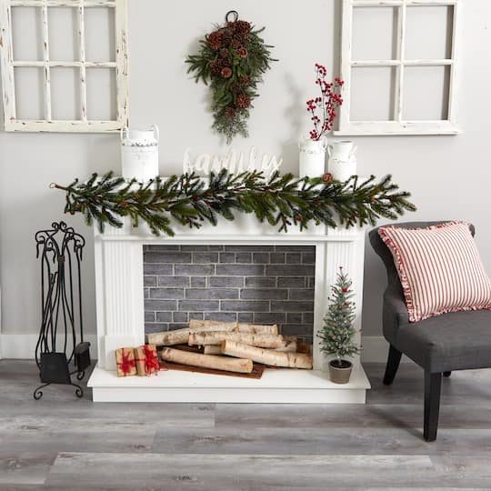 5ft. Pine & Pinecone Garland